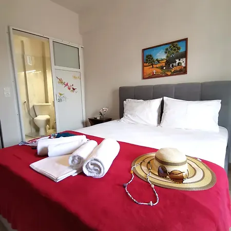 Lia Adults Only -fully Renovated