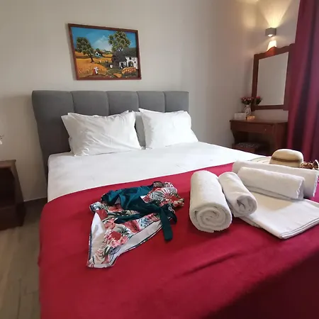 Daire Lia Adults Only -fully Renovated